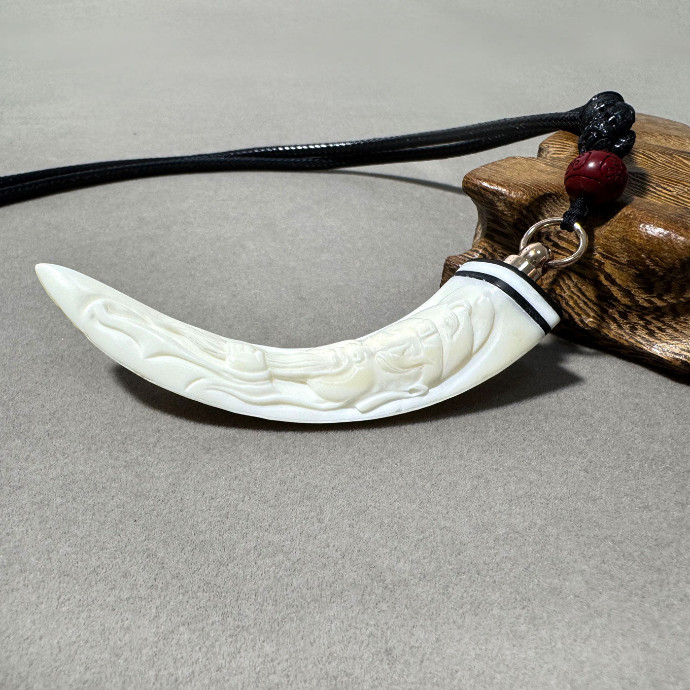 GoLuckLink Handcrafted Wild Boar Tusk Amulet Necklace – Symbol of Strength & Protectionof Wealth.
